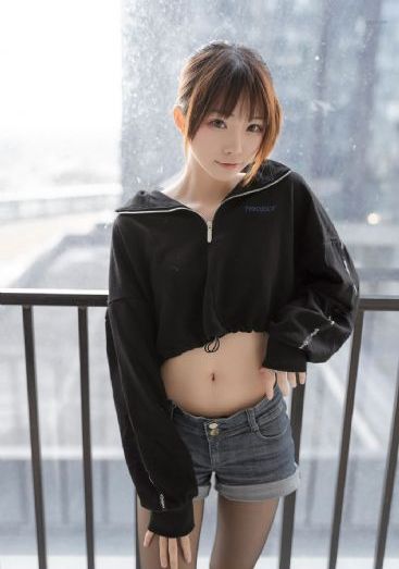 年轻的母亲中文版