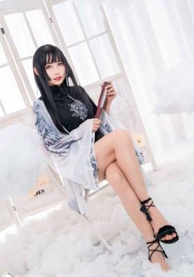 美女露出让男生揉的小说
